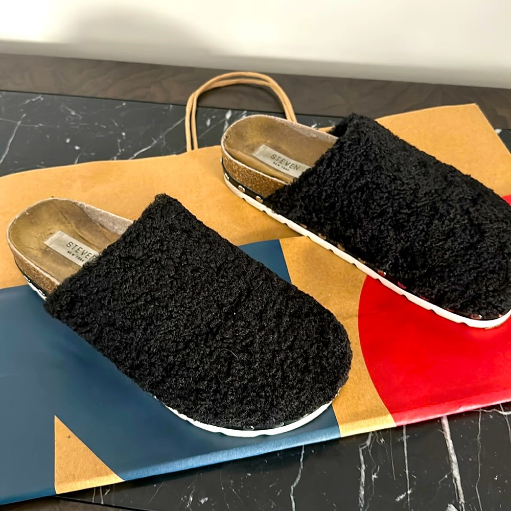 Comfy slides
